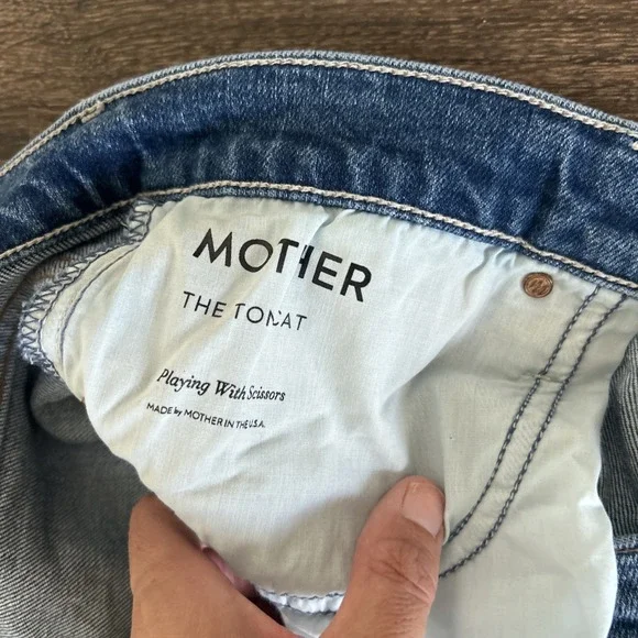 Mother Superior Jeans The Tomcat Playing With Scissors Sz 32 Med Blue Distressed - Picture 8 of 12